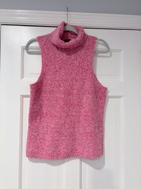 Moda International Pink Bouclé Sleeveless Turtleneck Sweater | Size L